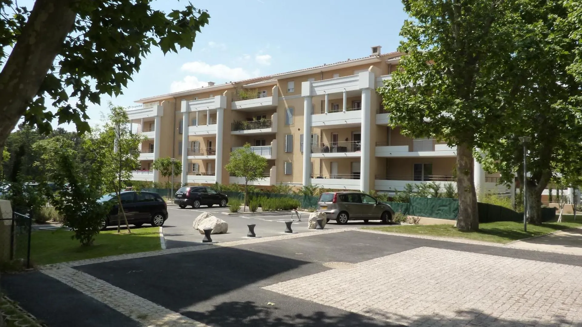 Appartement Calme Et Spacieux A Aix En Provence Aix-en-Provence France