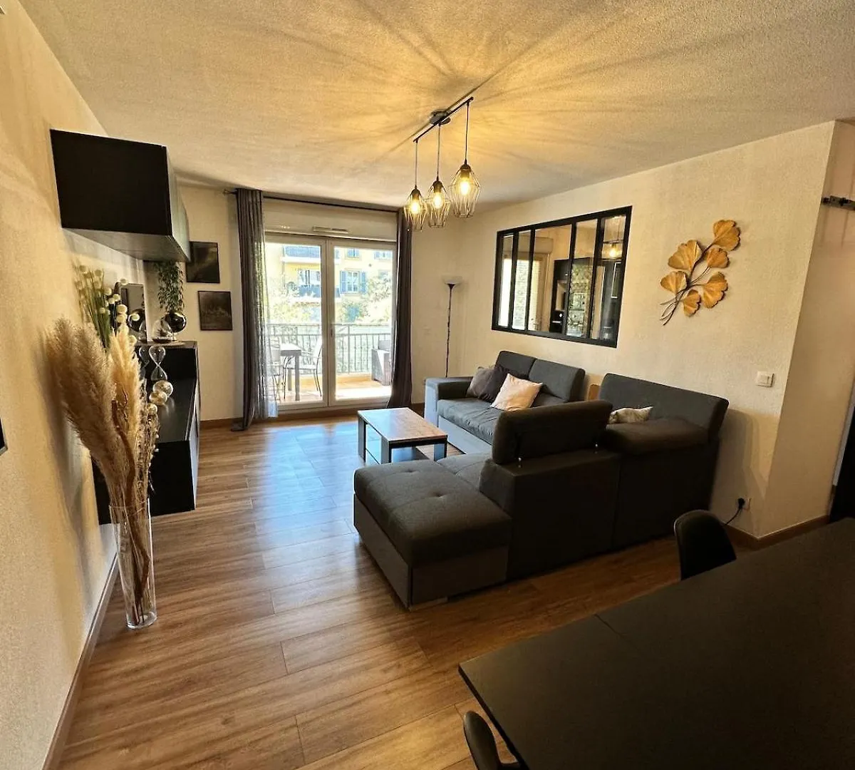 Appartement Calme Et Spacieux A Aix En Provence Aix-en-Provence 0*,